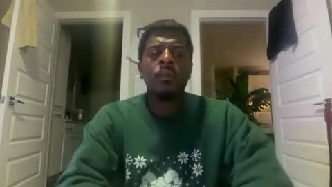 Snapshot of kylekickstand chatting on November 2025 03:20:02 AM Kyle Kickstand online show from November 2025 03:20:02 AM