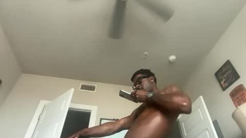 Snapshot of kylekickstand chatting on December 2025 07:30:02 PM Kyle Kickstand online show from December 2025 07:30:02 PM