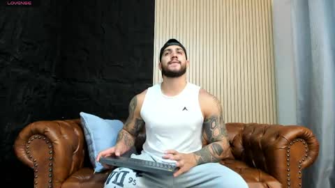 kylenorth_ online show from May 2026 12:54:02 PM