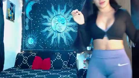 kylie online show from February 2026 10:52:02 PM