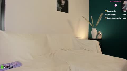 Kylie online show from March 2025 06:13:02 AM