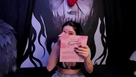 Snapshot of kylie_foxx1 chatting on November 2025 10:56:01 PM submissive demon Please help me to reach 500 thumbs up online show from November 2025 10:56:01 PM