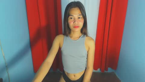 Snapshot of kylie_fuck69 chatting on January 2025 01:05:02 PM kylie online show from January 2025 01:05:02 PM