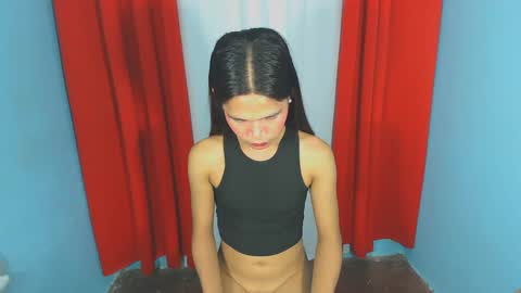 Snapshot of kylie_fuck69 chatting on February 2025 05:47:02 PM kylie online show from February 2025 05:47:02 PM