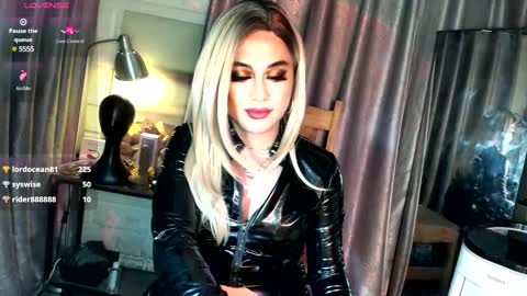 kylie online show from February 2025 04:28:01 PM