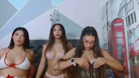 Snapshot of kylie_jenner18 chatting on November 2025 02:43:02 PM kylie_jenner18 online show from November 2025 02:43:02 PM