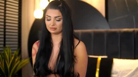 Snapshot of kylie_kroft chatting on February 2026 05:34:02 AM Kylie online show from February 2026 05:34:02 AM