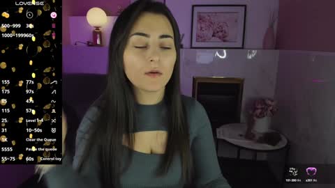 Snapshot of kylie_mellow chatting on January 2025 08:54:01 AM Kylie online show from January 2025 08:54:01 AM