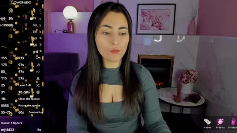 Snapshot of kylie_mellow chatting on January 2025 05:24:01 AM Kylie online show from January 2025 05:24:01 AM