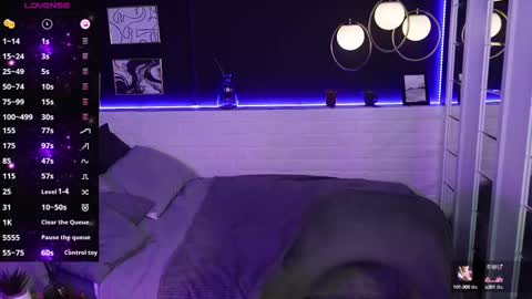 Snapshot of kylie_mellow chatting on February 2025 12:47:01 PM Kylie online show from February 2025 12:47:01 PM