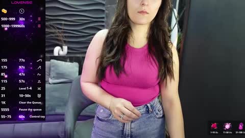 Snapshot of kylie_mellow chatting on February 2025 06:02:01 AM Kylie online show from February 2025 06:02:01 AM