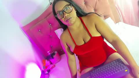 Snapshot of kylie_sttel chatting on May 2026 06:03:01 PM kylie Sttel online show from May 2026 06:03:01 PM