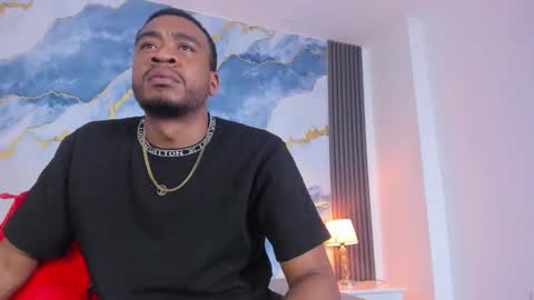 Kaylie And Jhony online show from December 2025 10:28:01 PM