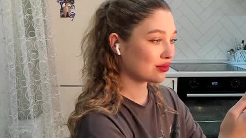 Snapshot of kylieblond chatting on January 2025 09:57:02 PM Din online show from January 2025 09:57:02 PM