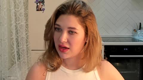 Snapshot of kylieblond chatting on January 2025 07:17:02 PM Din online show from January 2025 07:17:02 PM