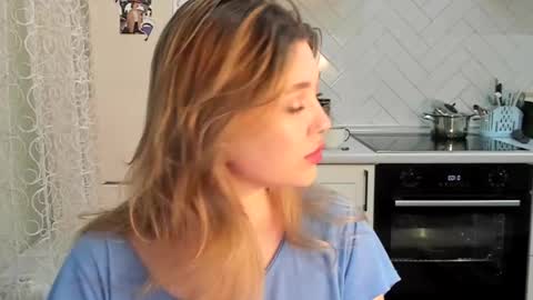 Snapshot of kylieblond chatting on February 2025 10:04:02 PM Din online show from February 2025 10:04:02 PM