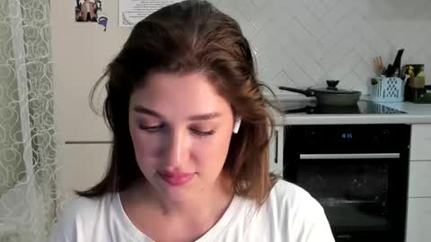 Snapshot of kylieblond chatting on September 2025 08:19:01 PM Din online show from September 2025 08:19:01 PM