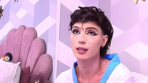 Snapshot of kyliemonnet chatting on October 2025 05:33:01 PM Kylie jl online show from October 2025 05:33:01 PM