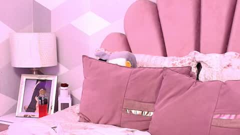 Snapshot of kyliemonnet chatting on February 2026 06:22:01 AM Kylie jl online show from February 2026 06:22:01 AM