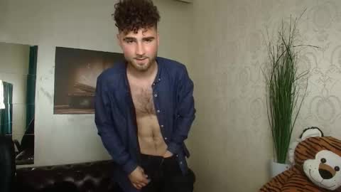 KyloEast online show from April 2026 01:41:02 PM