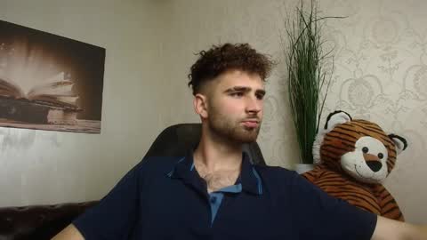 KyloEast online show from April 2026 04:38:01 AM