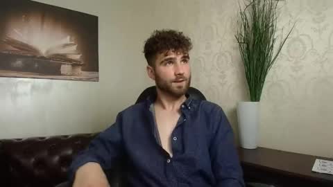 KyloEast online show from May 2026 04:56:02 PM