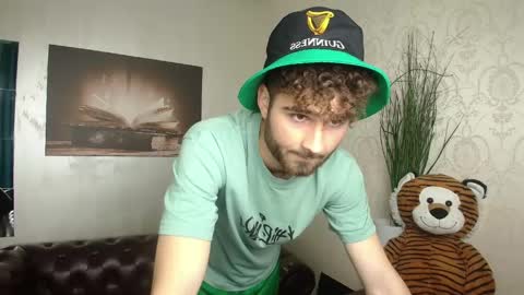 KyloEast online show from May 2026 05:15:02 AM