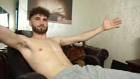 KyloEast online show from May 2026 04:46:01 PM