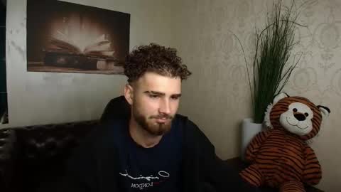 KyloEast online show from June 2026 04:27:01 AM