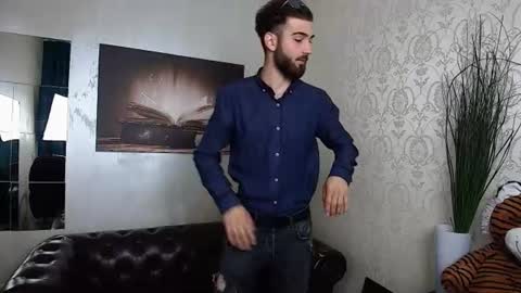 KyloEast online show from June 2026 07:07:01 AM