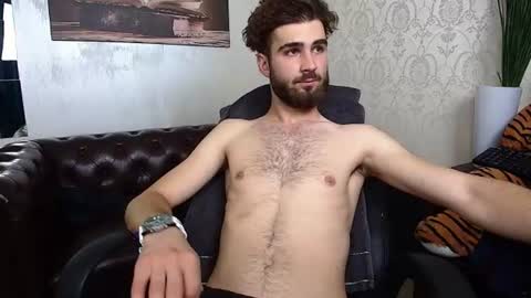 KyloEast online show from June 2026 04:17:02 AM