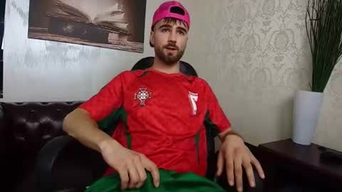 KyloEast online show from July 2026 04:48:02 AM