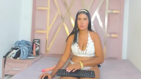 Snapshot of kymasm chatting on November 2025 02:20:01 PM kym online show from November 2025 02:20:01 PM