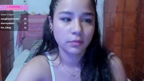 Snapshot of kyomi_beth chatting on December 2024 12:44:01 PM kyomi online show from December 2024 12:44:01 PM