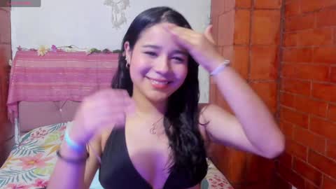 Snapshot of kyomi_beth chatting on January 2025 04:35:01 PM kyomi online show from January 2025 04:35:01 PM