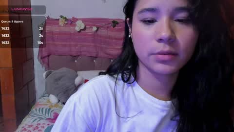 Snapshot of kyomi_beth chatting on January 2025 05:44:01 PM kyomi online show from January 2025 05:44:01 PM