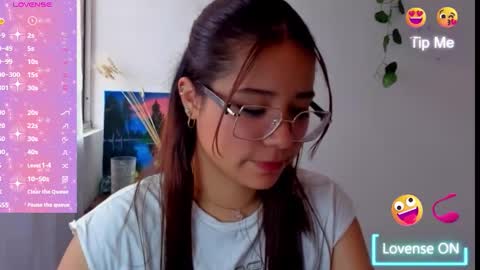 Snapshot of kyomi_beth chatting on September 2025 01:12:02 PM kyomi online show from September 2025 01:12:02 PM