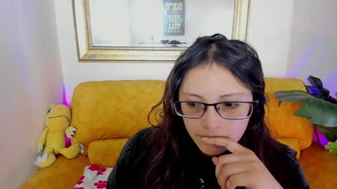Kyomi online show from April 2026 12:14:02 PM
