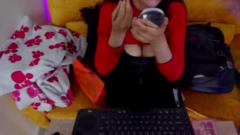 Kyomi online show from May 2026 01:51:02 PM