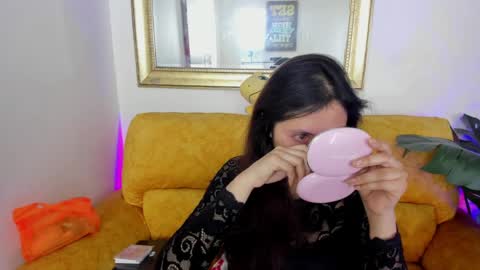 Kyomi online show from May 2026 01:39:02 PM