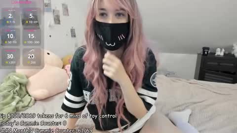 Snapshot of kyrawildofficial chatting on November 2025 06:17:02 AM Kyra Wild online show from November 2025 06:17:02 AM