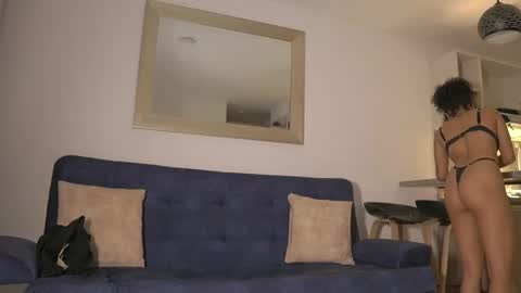 Snapshot of kyria__1 chatting on February 2025 04:31:01 AM schedule 300 pm - 1100pm colombia time online show from February 2025 04:31:01 AM