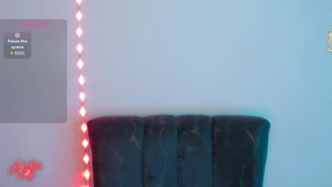 kyroestrada online show from April 2026 12:12:01 AM