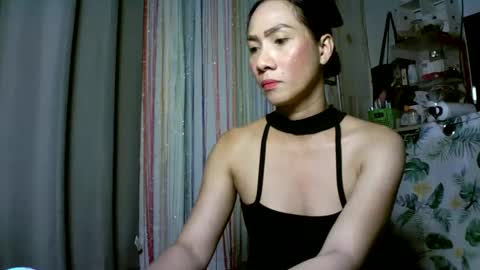 kyutshyne online show from February 2025 09:57:01 PM