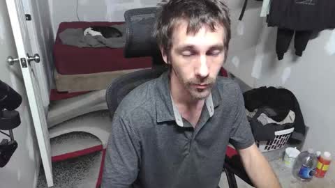 Snapshot of l1v1nth3dr3am chatting on October 2025 06:04:02 AM l1v1nth3dr3am online show from October 2025 06:04:02 AM