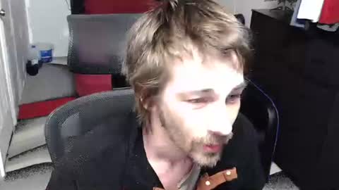 Snapshot of l1v1nth3dr3am chatting on December 2025 10:00:02 AM l1v1nth3dr3am online show from December 2025 10:00:02 AM