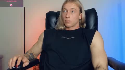 Adonis online show from November 2025 11:10:01 AM