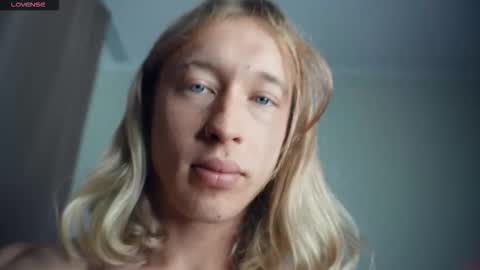 Snapshot of l_adonis_l chatting on December 2025 06:12:02 AM Adonis online show from December 2025 06:12:02 AM