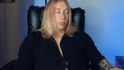 Snapshot of l_adonis_l chatting on December 2025 06:07:02 AM Adonis online show from December 2025 06:07:02 AM