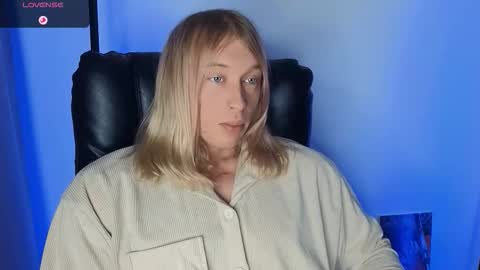 Snapshot of l_adonis_l chatting on January 2026 07:01:02 AM Adonis online show from January 2026 07:01:02 AM